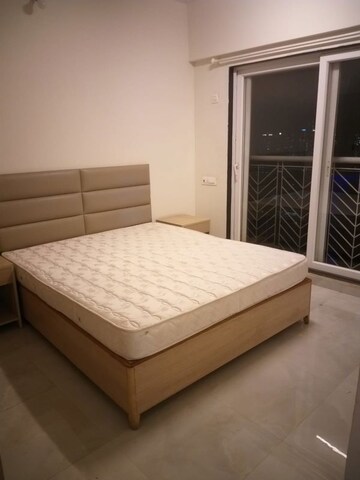 2 BHK Apartment For Rent in Yash Orion, Goregaon East