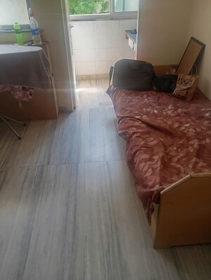 Room in 1 BHK Apartment at Harishchandra CHS, Andheri East – for Sale