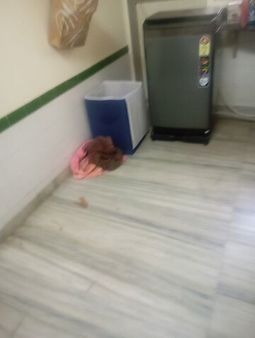 Room in 1 BHK Apartment at Harishchandra CHS, Andheri East – for Sale