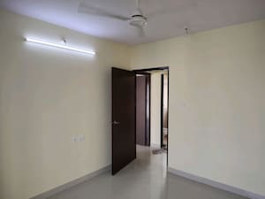 Room in 3 BHK Apartment at Conwood Enclave, Vasant Vihar – for Rent