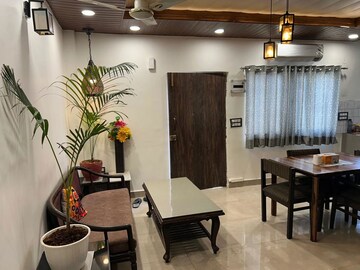 Living Room in 2 BHK Builder Floor at Green Park Extension – for Rent