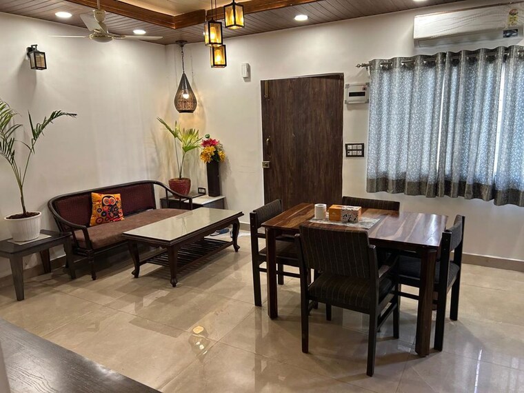 Living Room, green park extension 2 Bedroom 150 Sq.Yd. Builder Floor In Green Park Extension Delhi 10083670