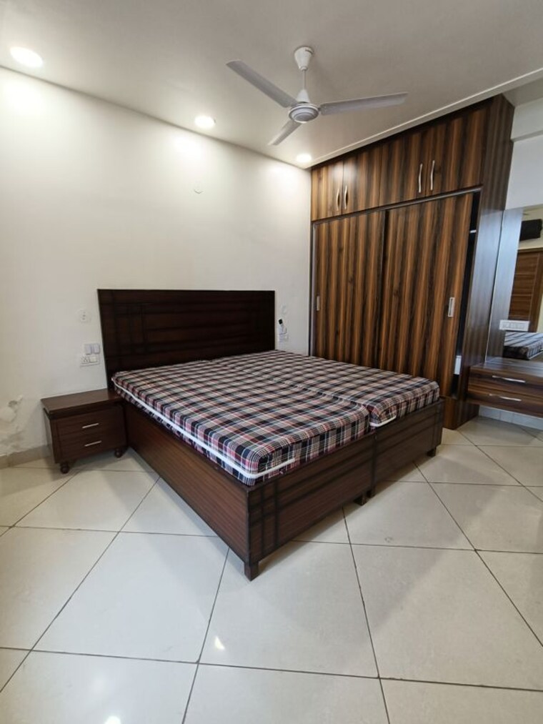 Bedroom, pir machalla 3 Bedroom 2170 Sq.Ft. Apartment In Pir Machalla Zirakpur 10083741