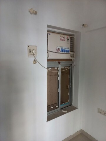 Furnished Amenities in 1 BHK Apartment at Vasant Vihar – for Rent