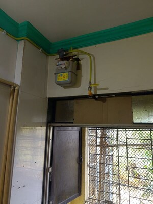 Furnished Amenities in 1 BHK Apartment at Shanti Dham Apartment, Kalwa – for Rent