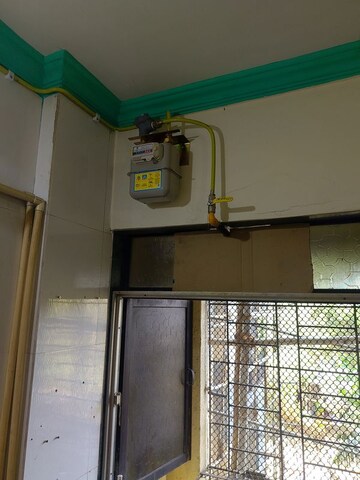 Furnished Amenities in 1 BHK Apartment at Shanti Dham Apartment, Kalwa – for Rent