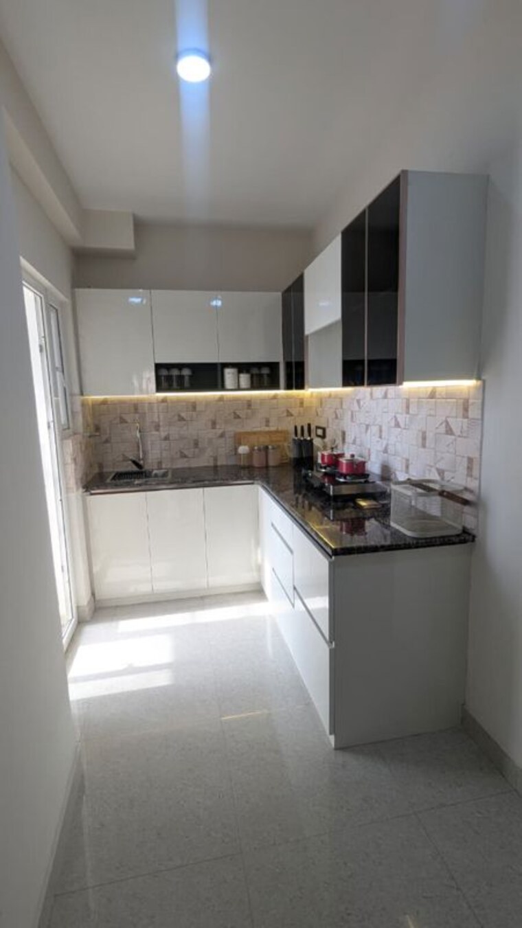 Kitchen, yash-ozone-classic 3 Bedroom 1560 Sq.Ft. Apartment In Raj Nagar Extension Ghaziabad 10083732