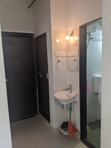  1 BHK Apartment at Haware Indraprastha Regency, Goregaon West – for Rent