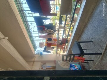 Staircase in 1.5 BHK Apartment at Laxmi Park Apartment, Kopar Khairane – for Rent