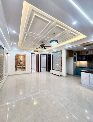 Building Lobby in 3 BHK Builder Floor at Saket – for Rent