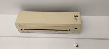 Furnished Amenities in 2 BHK Apartment at Kalpataru Aura, Ghatkopar West – for Rent