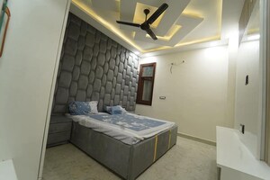 Bedroom in 2.5 BHK Builder Floor at Uttam Nagar – for Sale