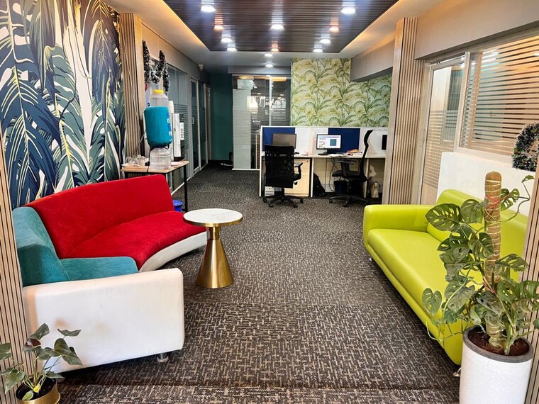 Team Area, halasuru Commercial Office Space 2000 Sq.Ft. In Halasuru Bangalore 9728651