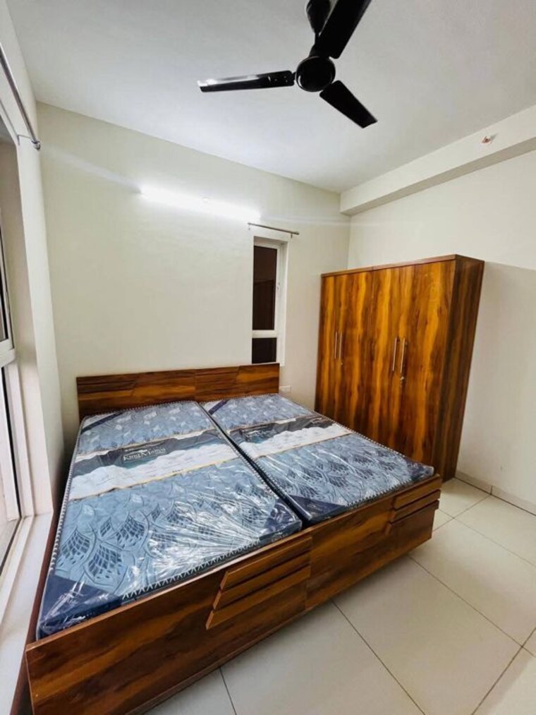 Bedroom, sbp-gateway-of-dreams 2 Bedroom 800 Sq.Ft. Apartment In Dhakoli Zirakpur 10083973