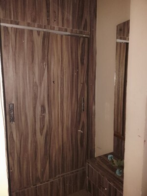 Furnished Amenities in 2 BHK Apartment at Sector 115 – for Rent