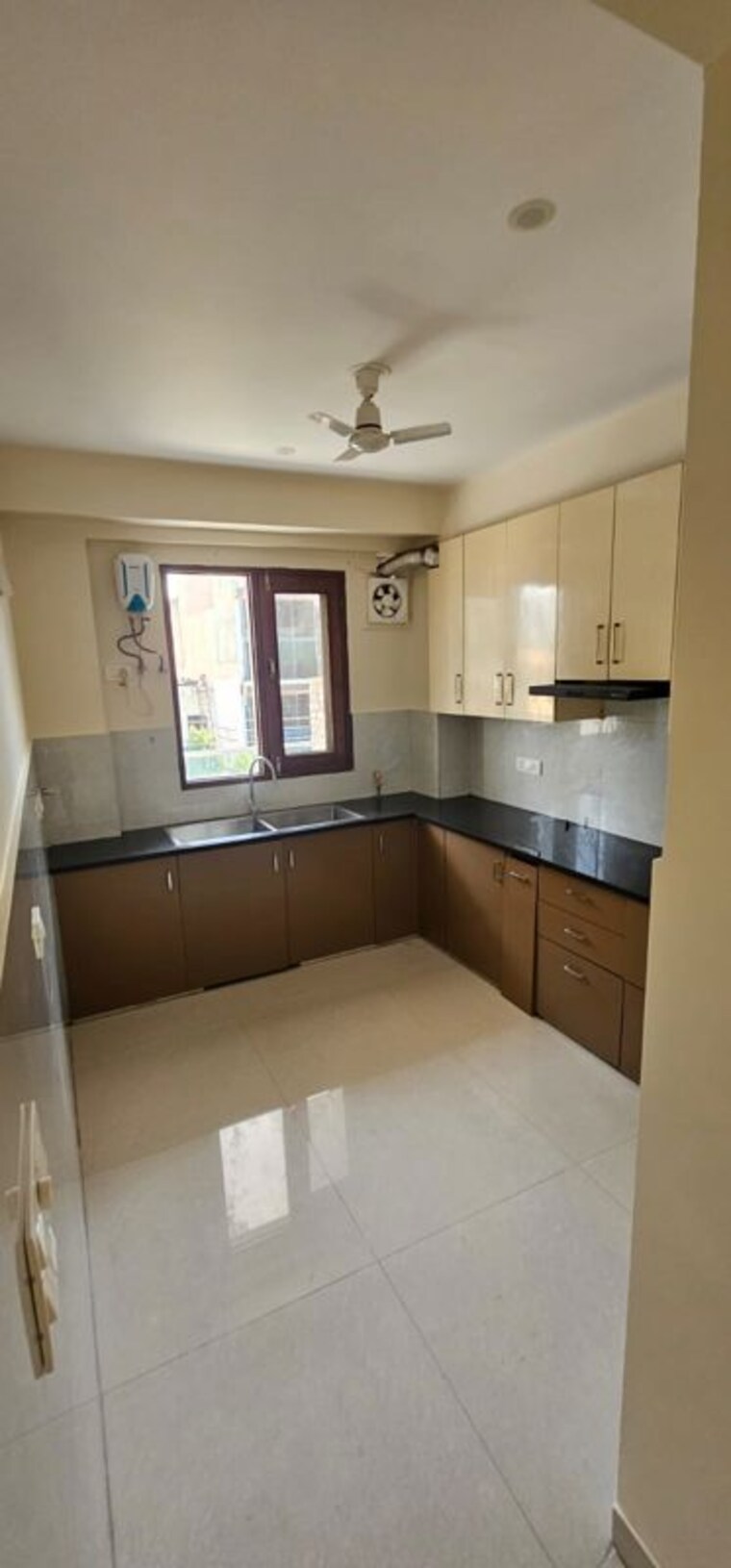Kitchen, ansal-plaza-sector-23 3 Bedroom 150 Sq.Yd. Independent House In Sector 23 Gurgaon 10084086