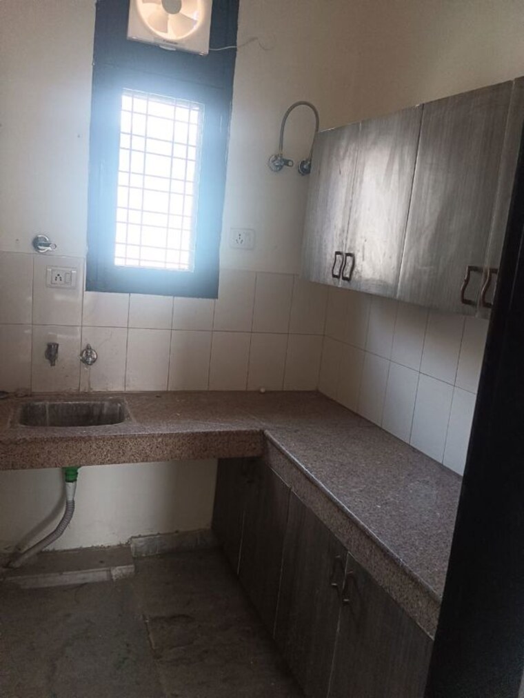 Kitchen, ansal-plaza-sector-23 2 Bedroom 150 Sq.Yd. Independent House In Sector 23 Gurgaon 10084122