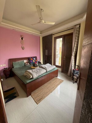 Bedroom in 2 BHK Builder Floor at Sector 24 – for Rent