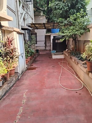 Balcony in 5 BHK Apartment at Mulund West – for Rent