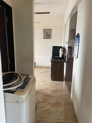 2 BHK Apartment For Rent in Vasant Oscar, Mulund West