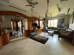 3 BHK + Pooja Room Apartment For Rent in Juhu Jivan