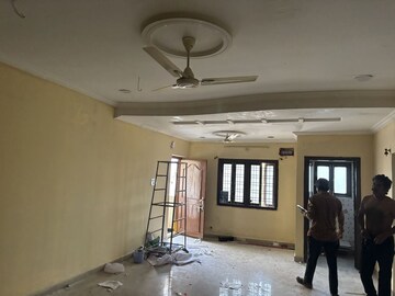 Building Lobby in 4 BHK Builder Floor at Aditya Mansion Jubilee Hills, Jubilee Hills – for Sale