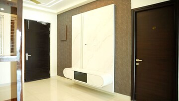 Room in 3 BHK Apartment at Aparna Zenon, Puppalaguda – for Rent