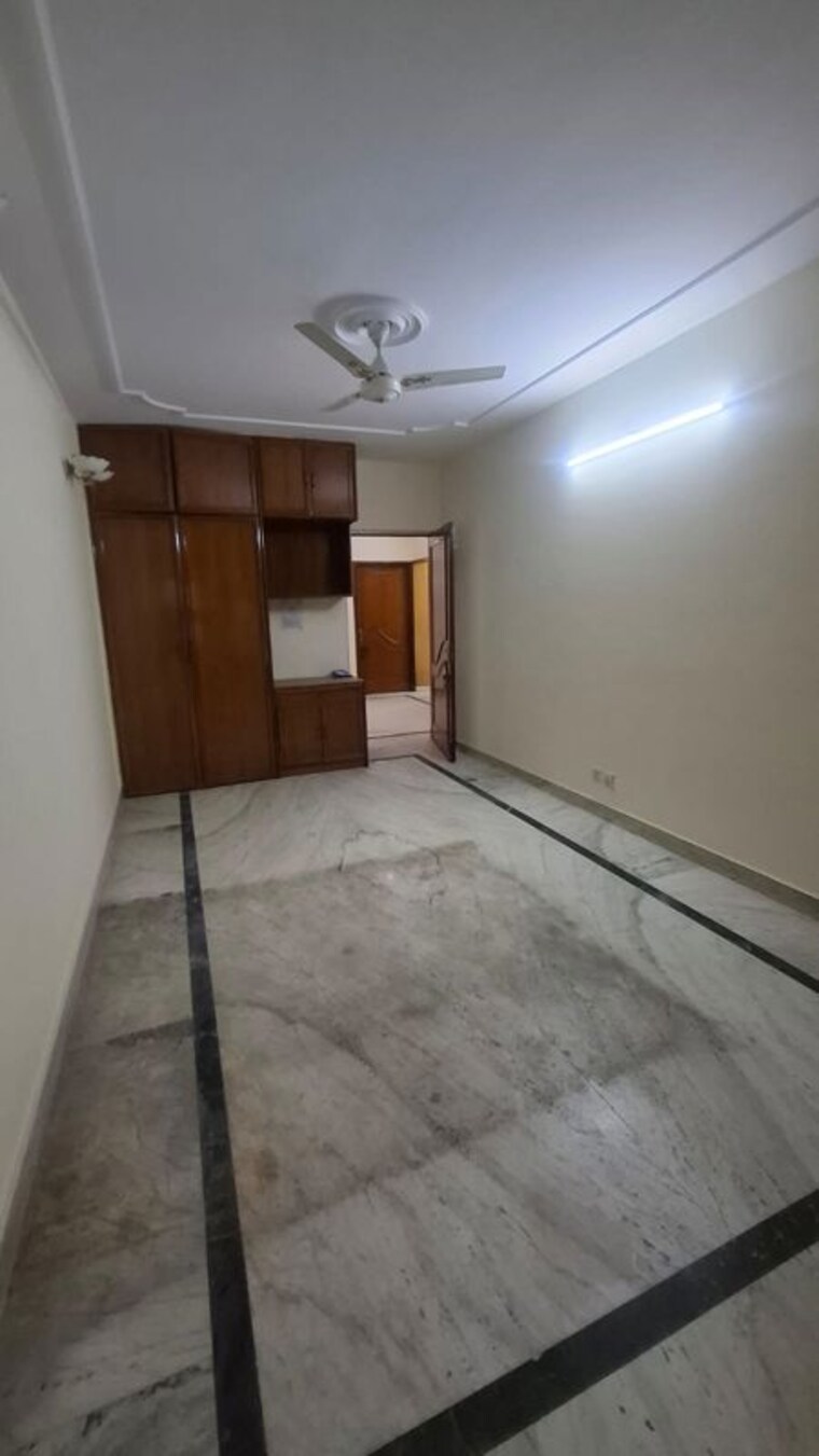 Room, sarita vihar 3 Bedroom 1850 Sq.Ft. Apartment In Sarita Vihar Delhi 10084255