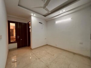 Room in 2 BHK Builder Floor at Palm Residency Chhatarpur, Chattarpur – for Rent
