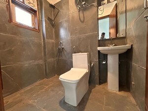 Bathroom in 2 BHK Builder Floor at Palm Residency Chhatarpur, Chattarpur – for Rent