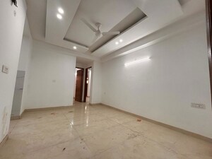 Room in 2 BHK Builder Floor at Palm Residency Chhatarpur, Chattarpur – for Rent