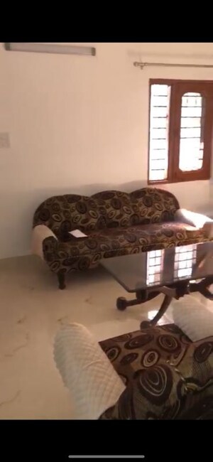 Bedroom in 1 BHK Builder Floor at Manimajra – for Rent