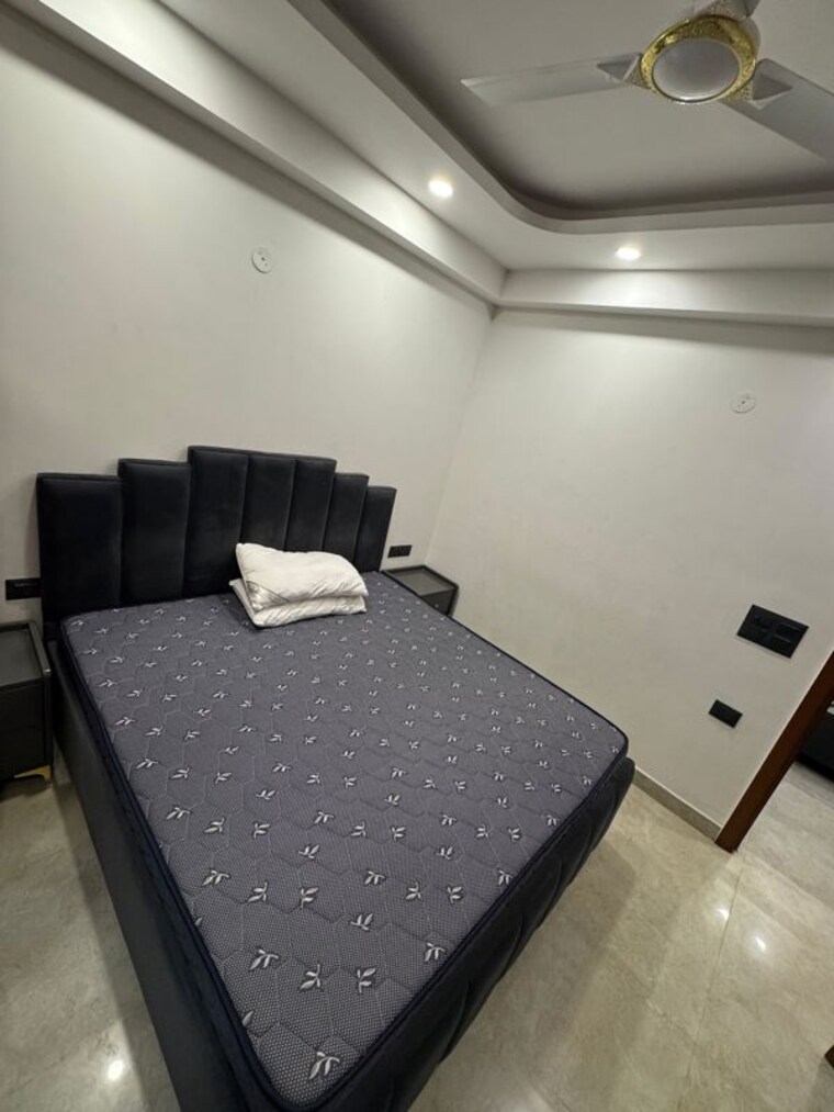 Team Area, chattarpur 1 Bedroom 550 Sq.Ft. Builder Floor In Chattarpur Delhi 10084337