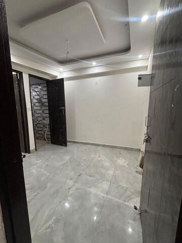 Room in 3 BHK Builder Floor at Samridhi Luxury Homes, Baraula – for Sale