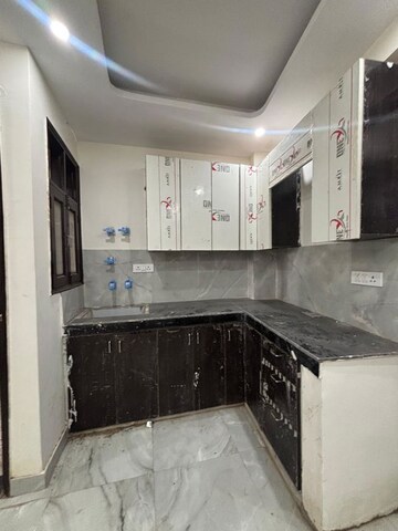 Kitchen in 3 BHK Builder Floor at Samridhi Luxury Homes, Baraula – for Sale