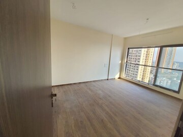 Room in 2 BHK Apartment at Jyoti Sukriti, Goregaon East – for Rent