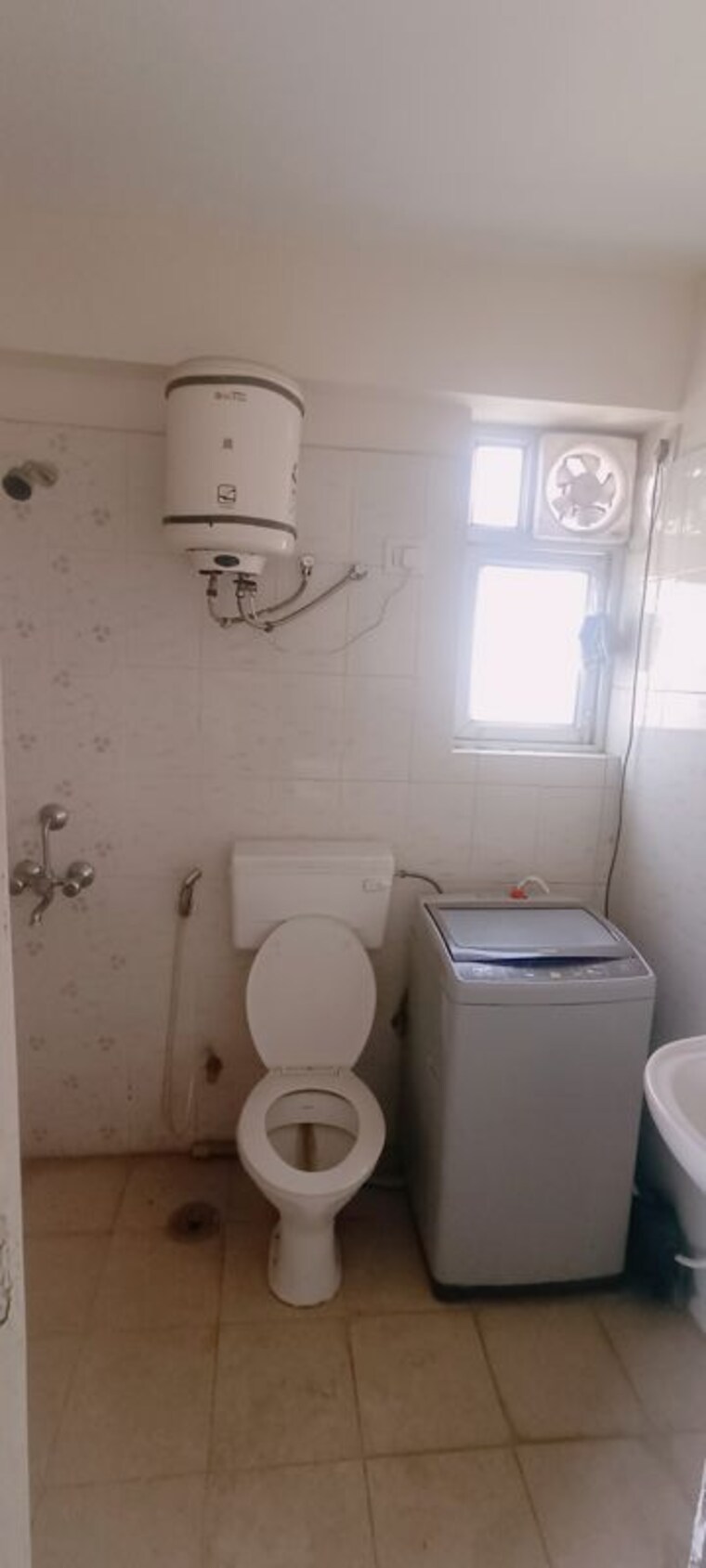 Bathroom, shree-vardhman-mantra 2 Bedroom 800 Sq.Ft. Apartment In Sector 67 Gurgaon 10084334