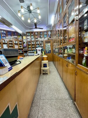 Team Area in  Shop at Gtb Enclave – for Sale