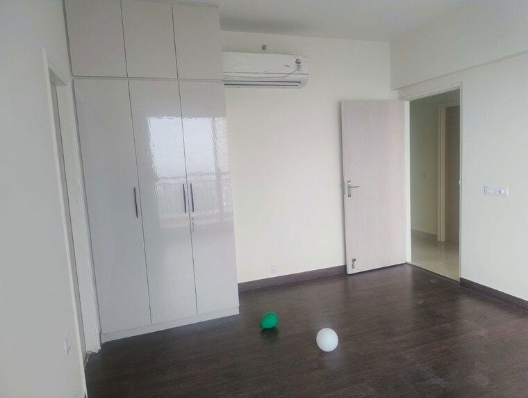Room, bestech-park-view-altura 3.5 Bedroom 2150 Sq.Ft. Apartment In Sector 79 Gurgaon 10084376