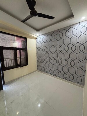 Room in 2 BHK Builder Floor at SAP Homes, Sector 49 – for Sale