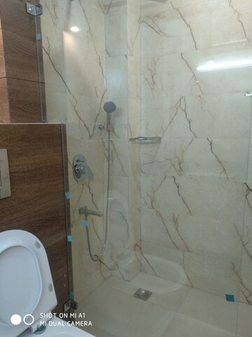 Bathroom in 2 BHK Builder Floor at Safdarjung Enclave – for Rent