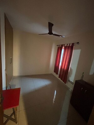 Room in 3 BHK Apartment at Windlass River Valley, Harrawala – for Rent