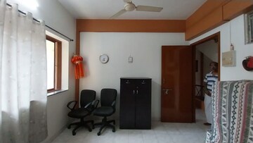 Team Area in 4 BHK Villa at Nerul Sector 18 – for Sale