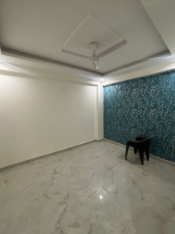 Room in 1 BHK Builder Floor at Galaxy Apartments Sector 49, Sector 49 – for Sale