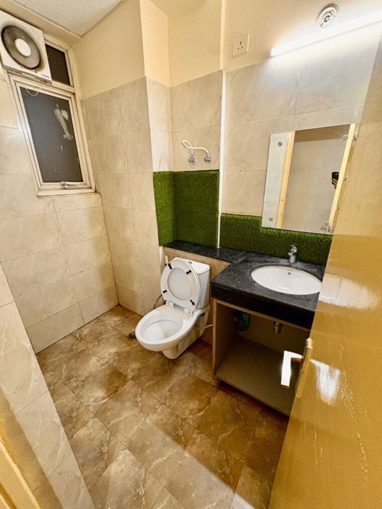 Washroom, wave-executive-floors 3 Bedroom 749 Sq.Ft. Apartment In Wave City Ghaziabad 10084439