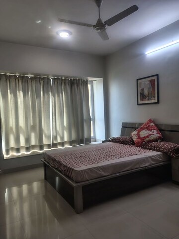 Bedroom in 3 BHK Apartment at DB Woods, Goregaon East – for Rent