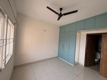 Room in 2 BHK Apartment at Eden Park At The Prestige City, Sarjapur Road – for Rent