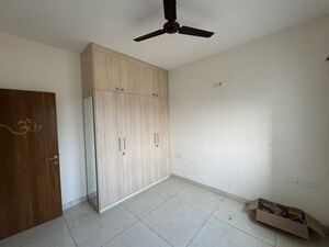 Room in 2 BHK Apartment at Eden Park At The Prestige City, Sarjapur Road – for Rent