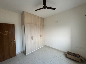 Room in 2 BHK Apartment at Eden Park At The Prestige City, Sarjapur Road – for Rent