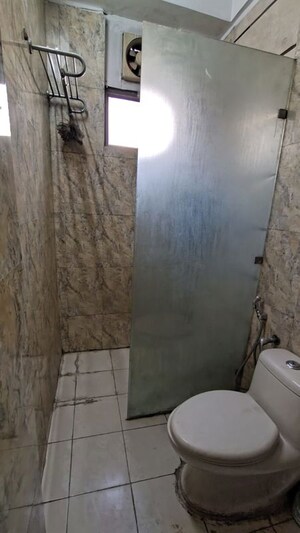 Bathroom in 2 BHK Builder Floor at Sector 38 – for Rent